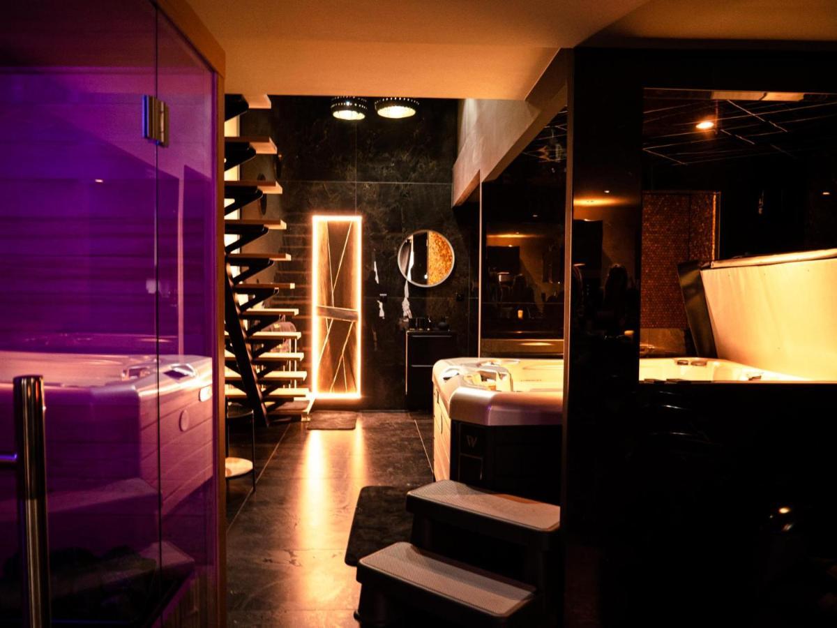 Douceur Du Charme - Love-Room A Charmes Entre Epinal Et Nancy Екстериор снимка